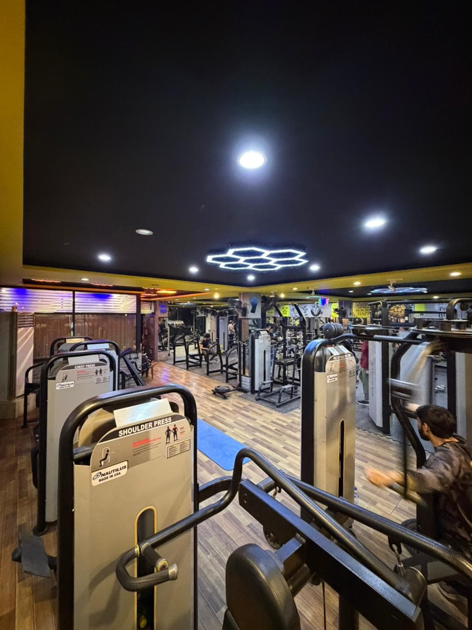 Gym Background 1